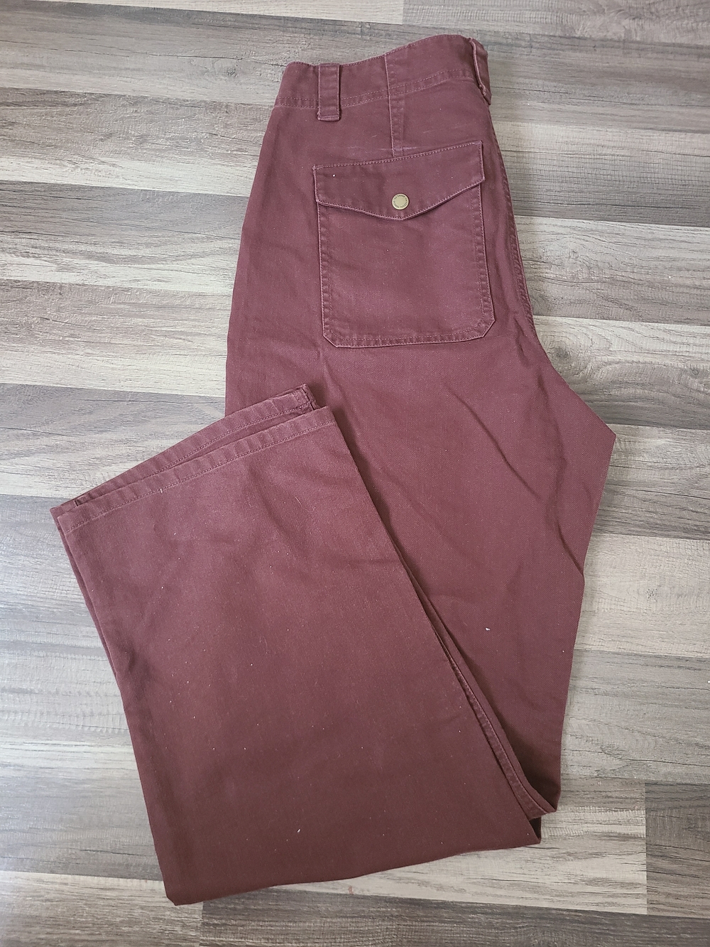 Women's Casual Straight-Leg Pants in Burgundy